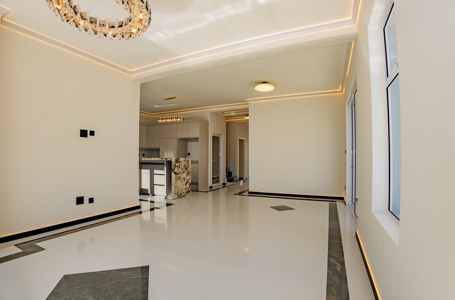 4 Bedroom Property for Sale in Sandown Western Cape